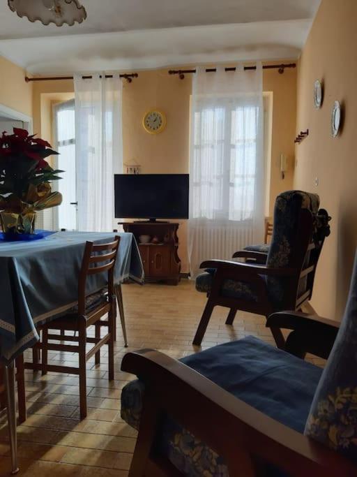 Casa Bruna San Martino Alfieri Extérieur photo